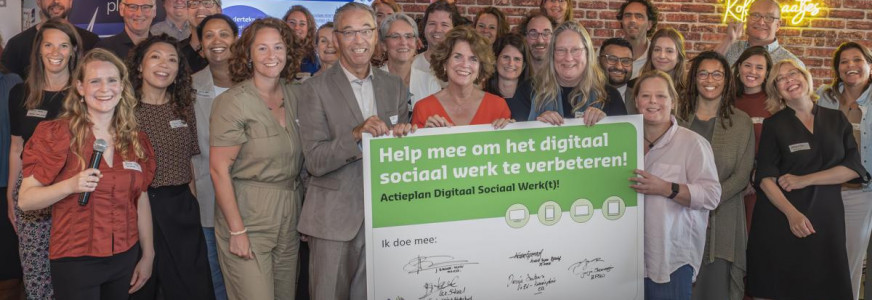 Doe mee met het Actieplan Digitaal Sociaal Werk(t)! Doe mee met het Actieplan Digitaal Sociaal Werk(t)!